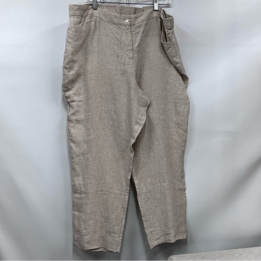 NWT Chico's 3.5R size 18R semi natural lagenlook 100% Linen tapered ankle Pants